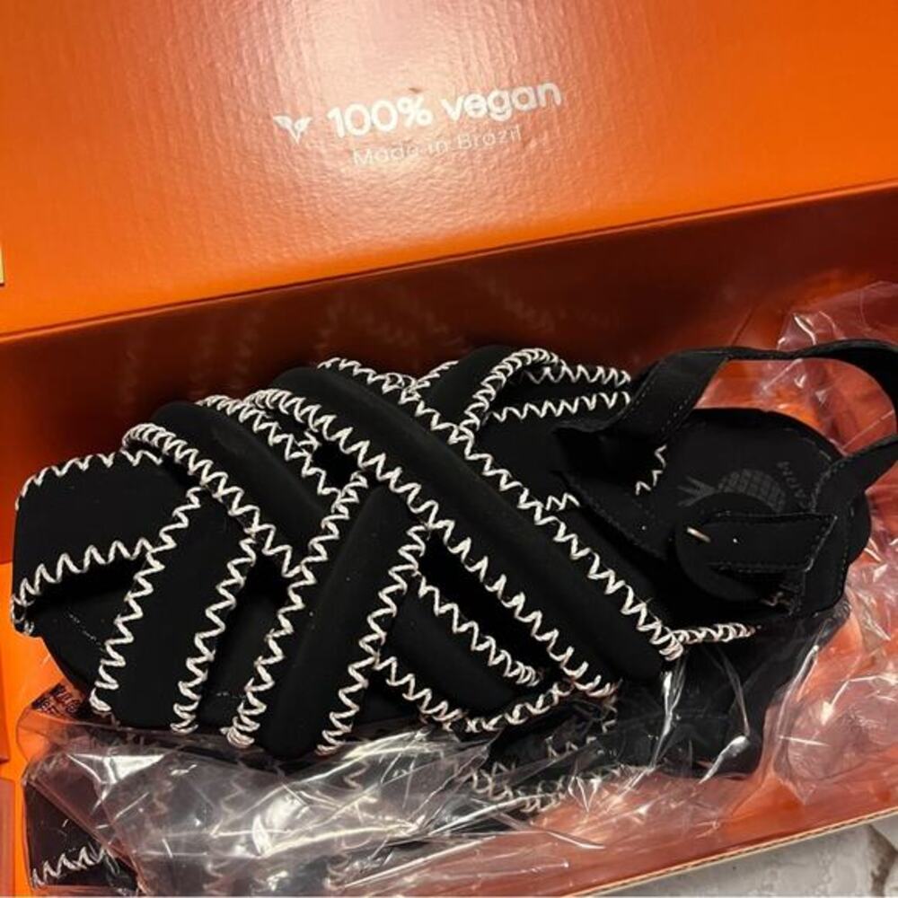 Farm Rio zigzag flat sandals black new size 9 - Picture 4 of 9